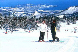 クリック☆【札幌国際スキー場のHP】へジャンプ！